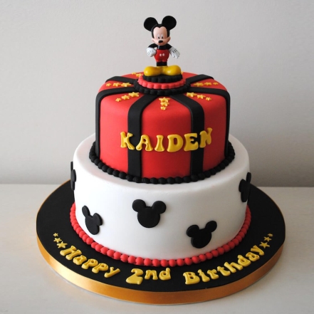 Mickey Mouse cake - Decorated Cake by Angel Cake Design - CakesDecor