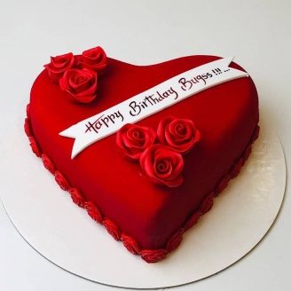Valentine Day Red Velvet Cake