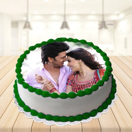 Romantic Couple Photo Cake