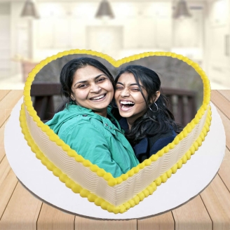 Lovely Butterscotch Photo Cake