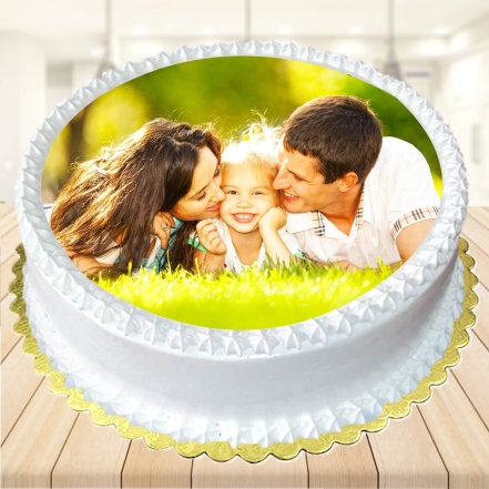 Vanilla Family Photo Cake For Sweet Family