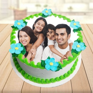 Vanilla Photo Cake For Family