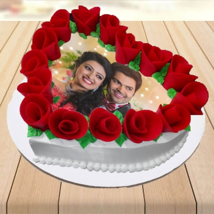 Gorgeous Vanilla Photo Cake