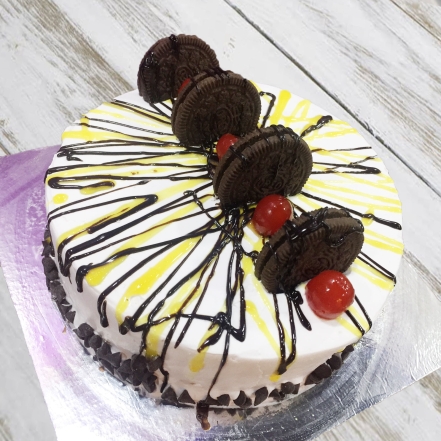 Black Forest Oreo Cake