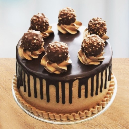 Beautiful Ferrero Rocher Cake