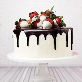 Chocolaty Strawberry Cake