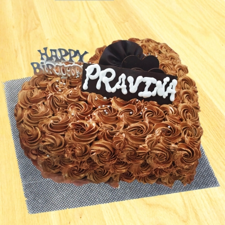 Premium Chocolate Rose Cake