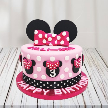 Mickey Mouse Fondant cake