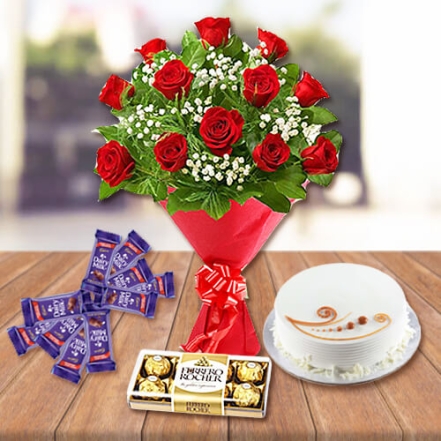 Red Roses Bouquet With Vanilla