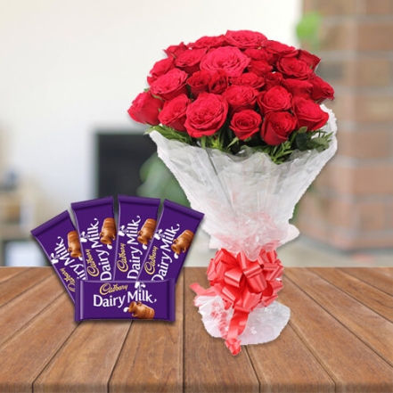 25 Roses with 5 Dairy Milk Silk Chocolates