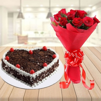 Sweet Heart Shape Cake with Rose Bouquet