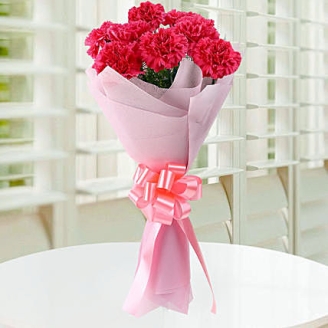 Bouquet of 10 Pink Carnations
