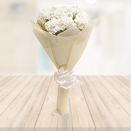 Bouquet of 7 White Carnations