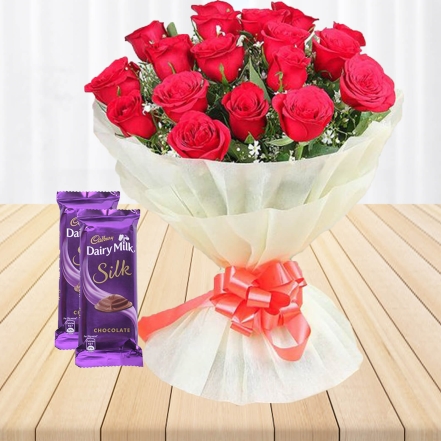 Special Red Roses With 2 Chocolates