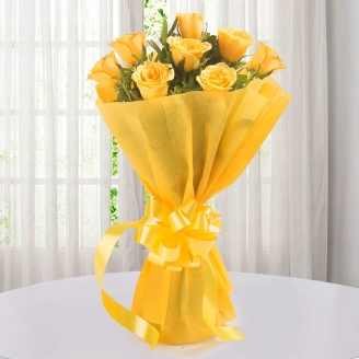8 Yellow Roses Bouquet