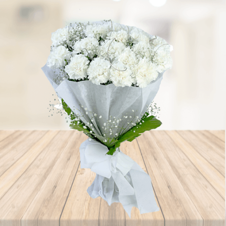 Bouquet of 12 White Carnations