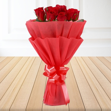 Lovely 6 Roses Bouquet