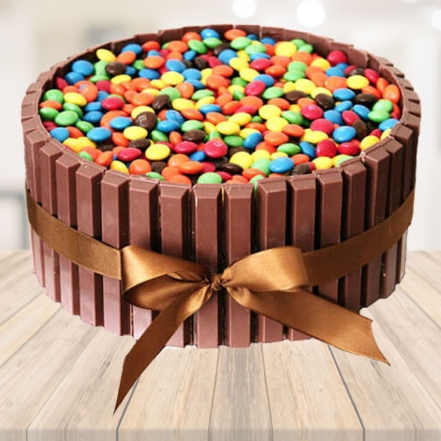 Premium Kitkat Cake Delight
