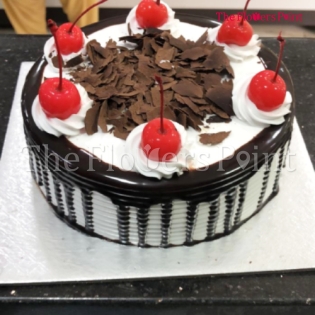 Black forest cake delivered in Puducherry
