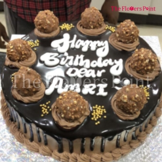 Ferrero rocher cake delivered in Gujrat